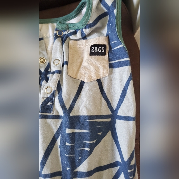 3/4T Rags to Raches romper bundle - Picture 8 of 12